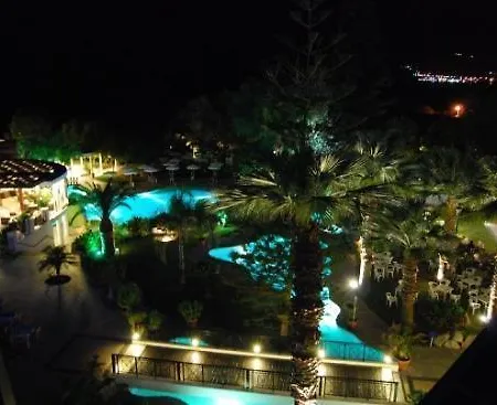 Курортный комплекс Calypso Palace Фалираки