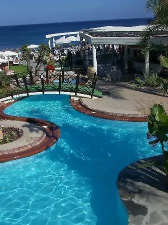 Курортный комплекс Calypso Palace