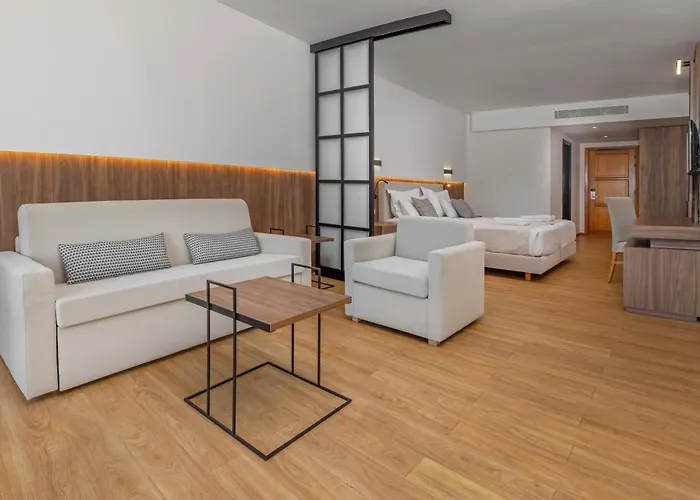 Курортный комплекс Calypso Palace