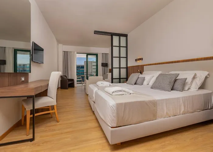 אתר נופש Calypso Palace