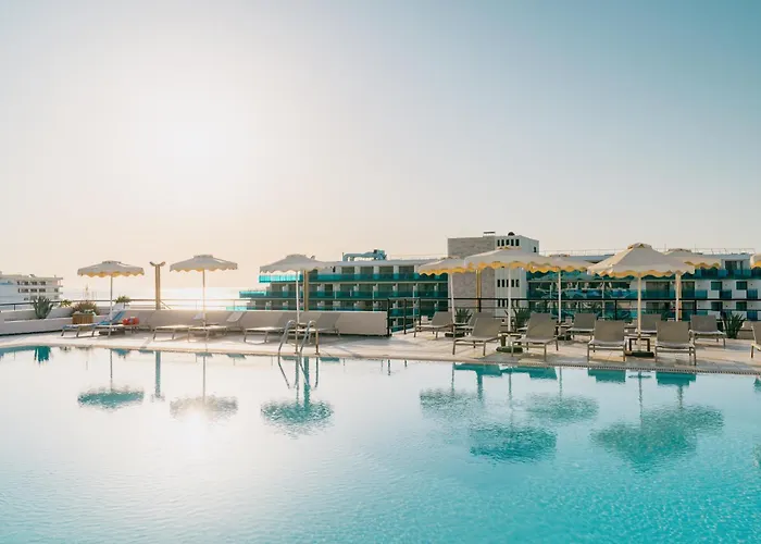 אתר נופש Calypso Palace 4*